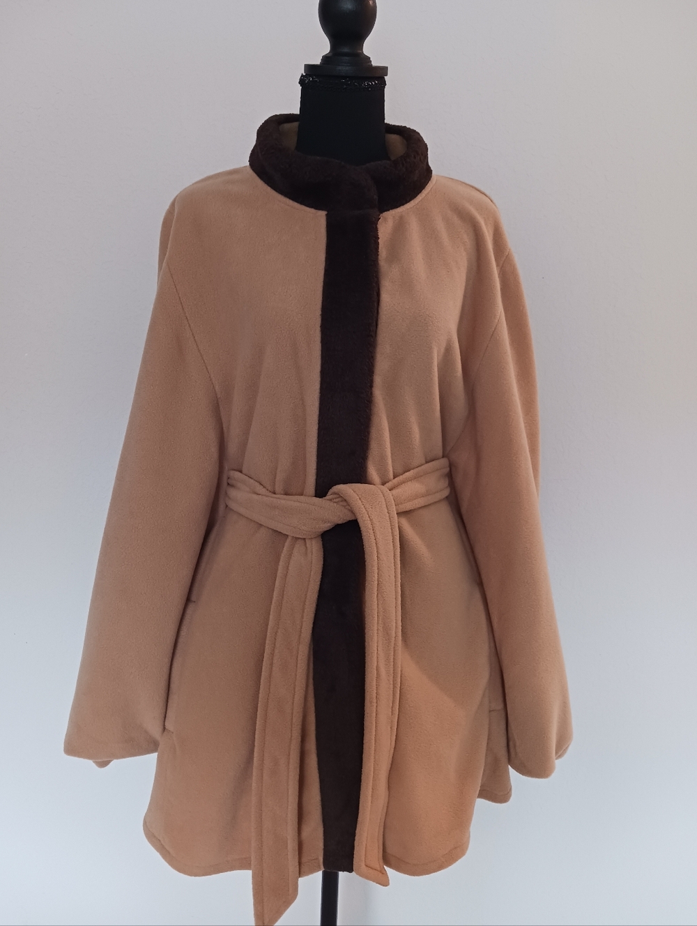 Shanna Britta Gorgeous Camel Tan Cape Wrap Coat Sz OS EUC